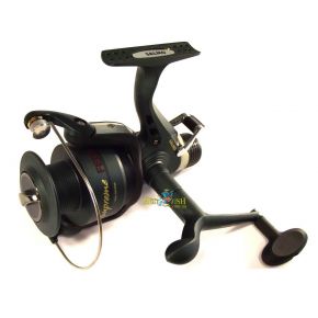 Котушка з бейтраннер Salmo Supreme Feeder System 40 Котушка з бейтраннер Salmo Supreme Feeder System 40