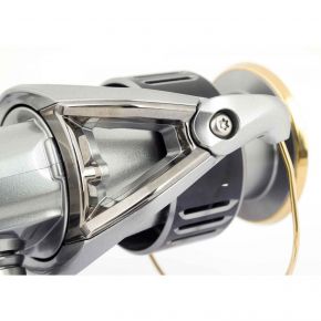 Катушка Shimano 15 TwinPower C2000S