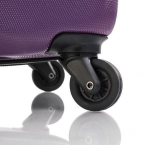 Чемодан Heys Lightweight Pro (S) Green