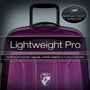 Чемодан Heys Lightweight Pro (S) Green
