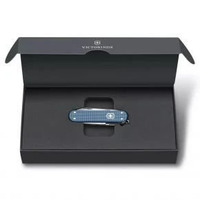 Швейцарський ніж Victorinox Classic SD Alox Limited Edition 2026 58 мм, 5 функцій, синій Glacial Blue (0.6221.L26)