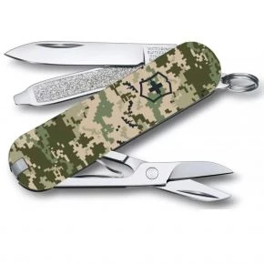 Швейцарський ніж Victorinox Classic SD 58 мм, 7 функцій, зелений, принт піксельний камуфляж (0.6223.3_W3940pw)