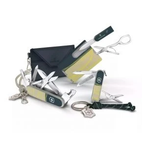 Швейцарський ніж Victorinox Classic SD New York Style 58 мм, 7 функцій, сірий (0.6223.E223)