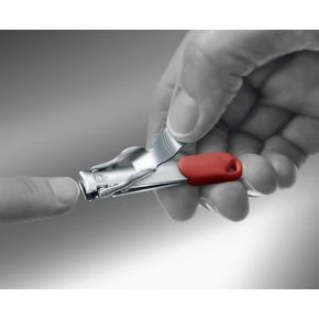 Кусачки для нігтів Victorinox Nail Clipper, з отвором для брелока, червоні (8.2050.B1)