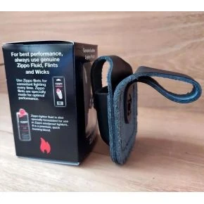 Шкіряний чохол для запальнички Zippo з вирізом під палець, чорний (LPTBK)